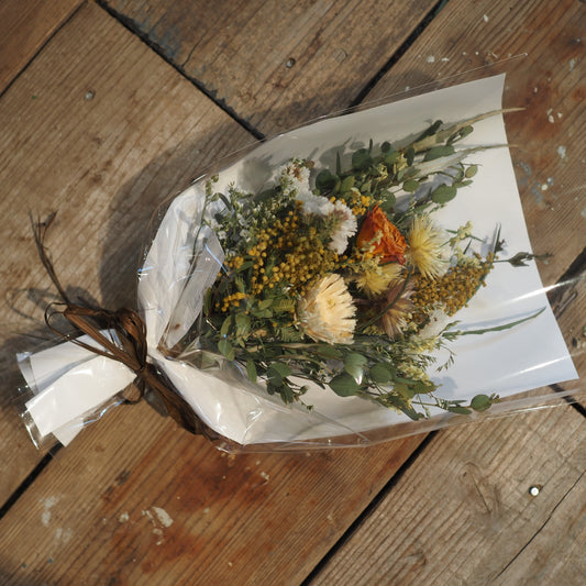 母の日　ドライフラワースワッグ